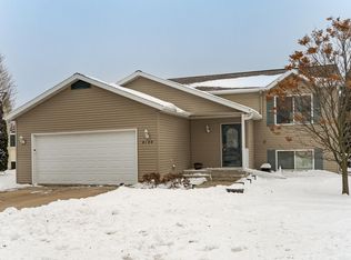 4180 Peregrine Ln SE, Rochester, MN 55904
