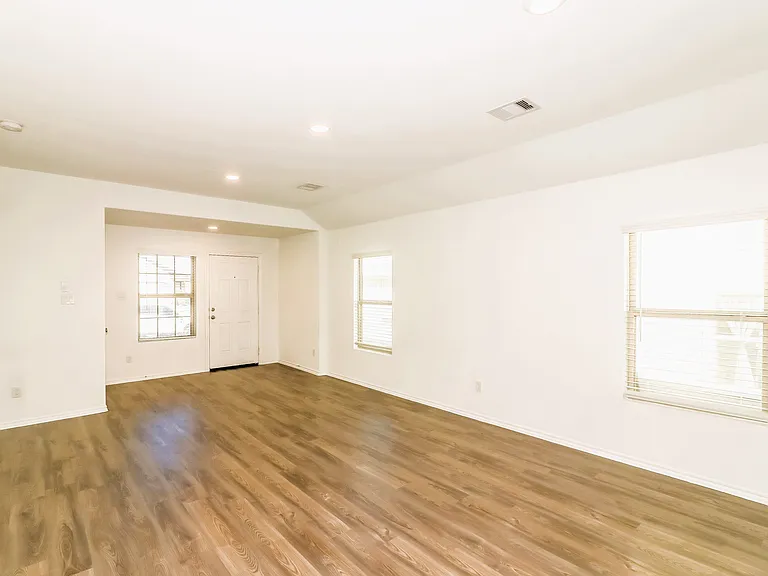 11150 N Lake Mist Ln — Photo 8