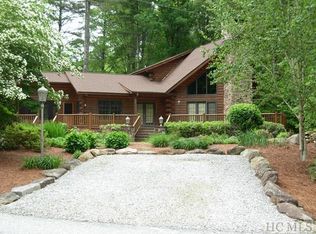 2142 Upper Whitewater Rd, Sapphire, NC 28774