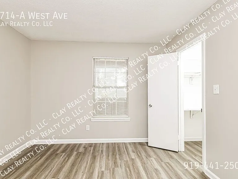 3714A West Ave — Photo 9