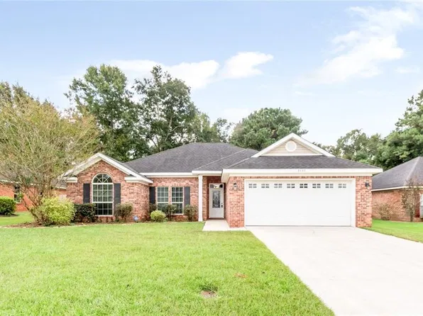8685 Crabtree Pl, Mobile, AL 36695