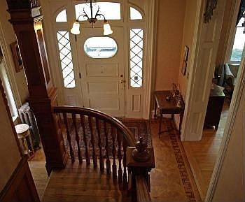 2nd image of 321 N Jackson St