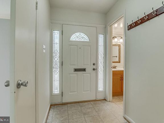 4th image of 3735 Persimmon Cir