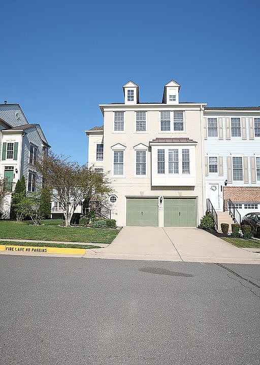 2nd image of 106 Great Laurel Sq SE
