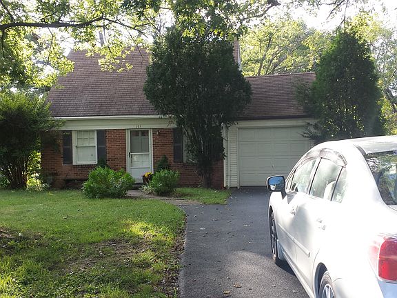 Front yard, driveway