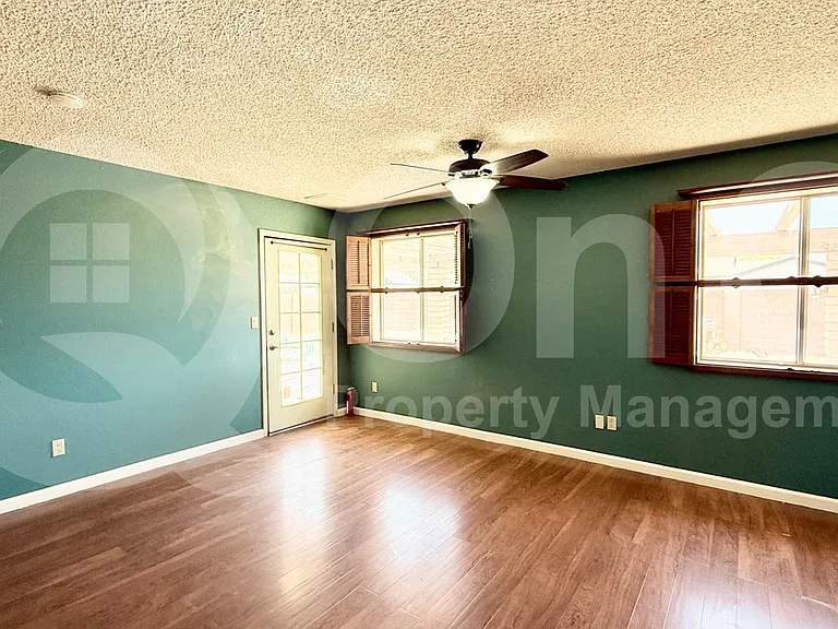 3151 S Orange Cir — Photo 19