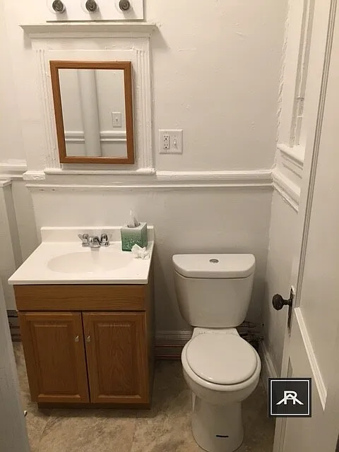 Studio, 1.0 bath, $2,015 — Photo 2