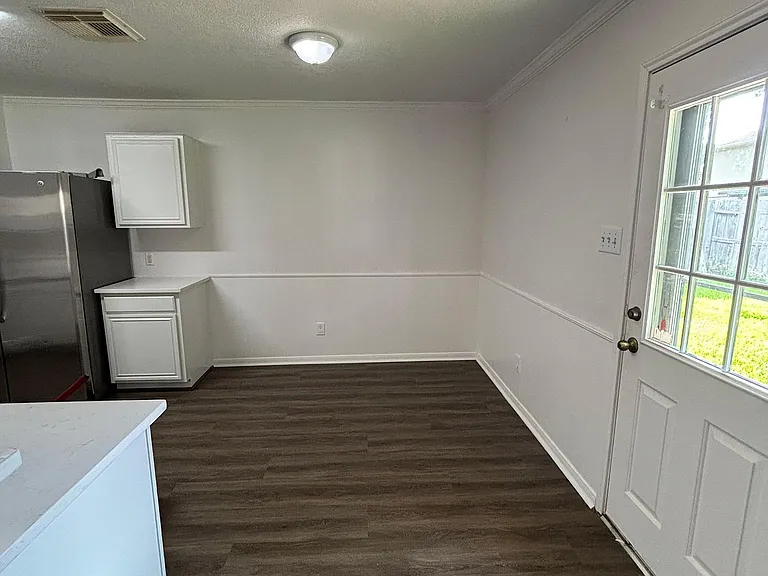 9217 Mohawk Dr — Photo 9