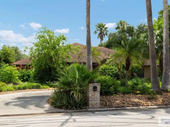 1808 Palm Valley Dr E, Palm Valley, TX 78552