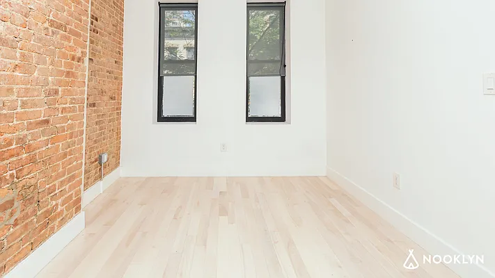 Rented by Nooklyn NYC LLC | media 12