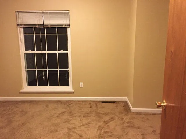 210 Suffolk Dr — Photo 6