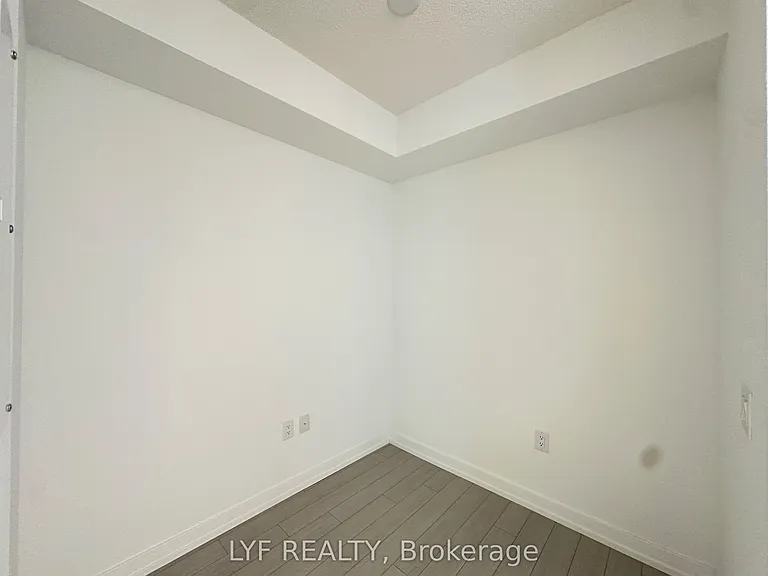 4010 Eglinton Ave W #1207 — Photo 8