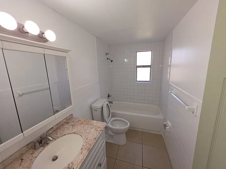 1504 Spitz Ct — Photo 3