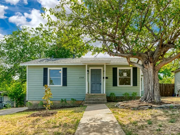 1709 Melba Ct, River Oaks, TX 76114