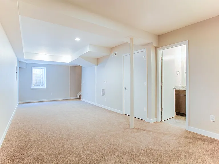 3rd bedroom or study, rec room etc...