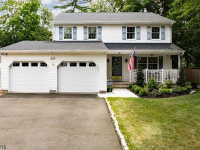 828 Highland Ave, Paramus, NJ, 07652
