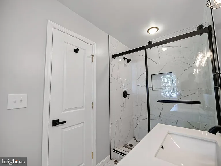 4107 4th St NW — Photo 35