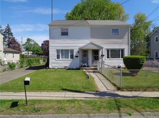 28 Bates St, Stratford, CT 06615