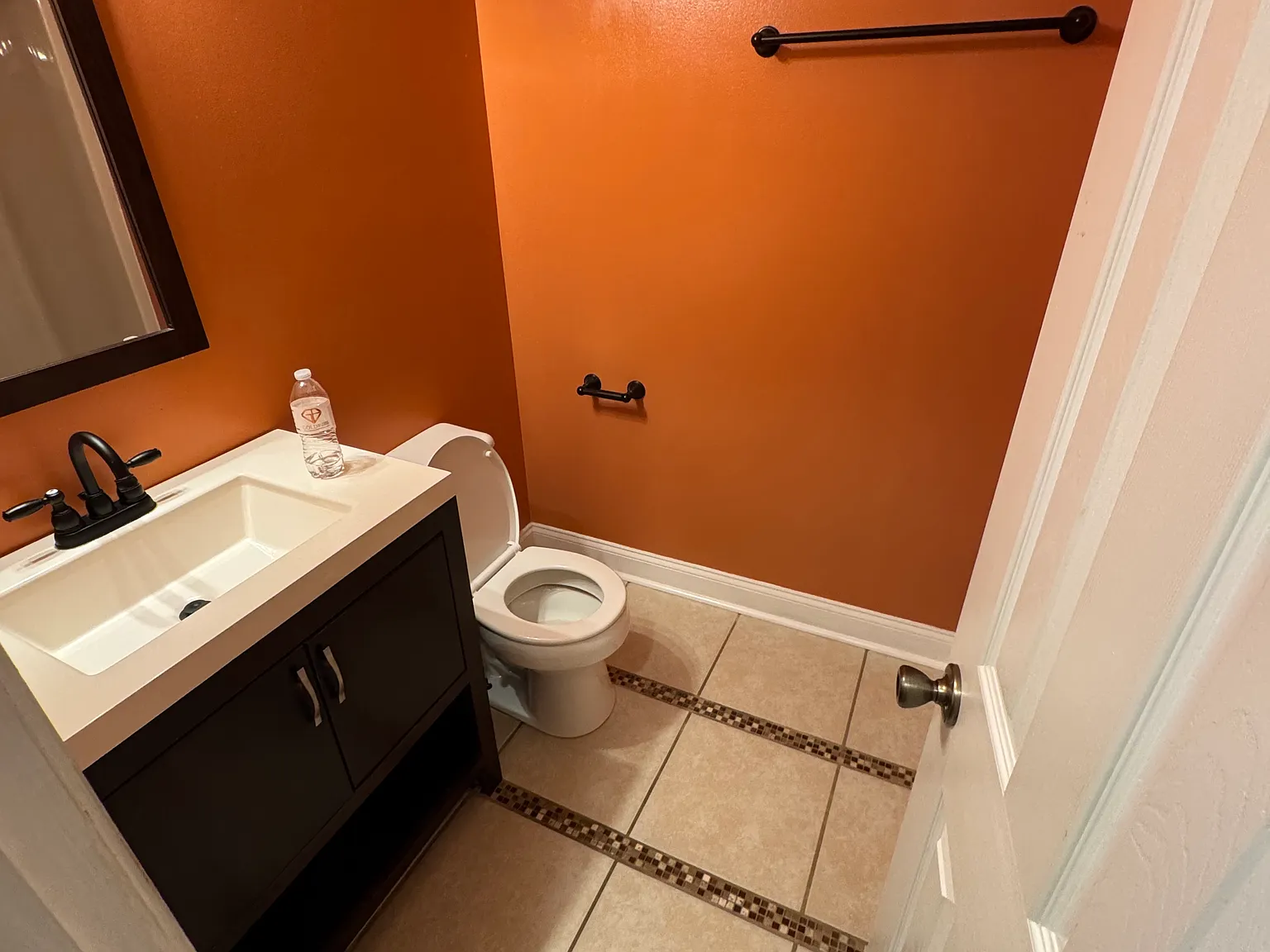 3 bed, 1132 sqft, $2,600 — Photo 3