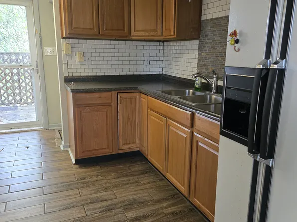 15813 Clear Spring Rd, Williamsport, MD 21795
