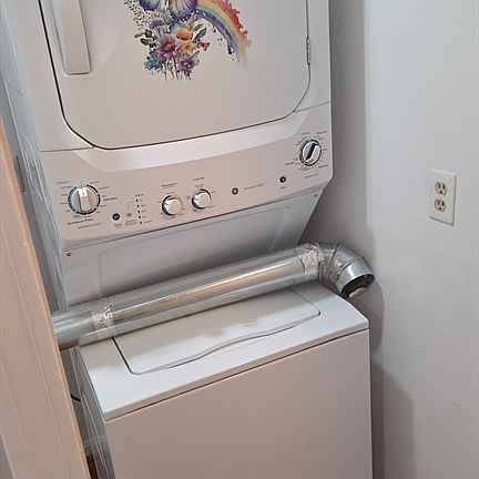 4th image of 43 Fottler Rd #43