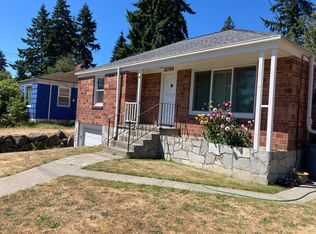 13709 1st Ave NE, Seattle, WA 98125