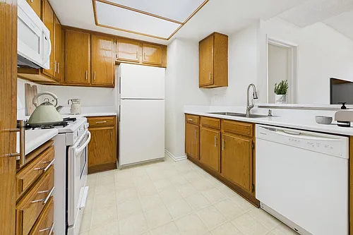 11641 Valley Spring Lane Apartments Photo 1