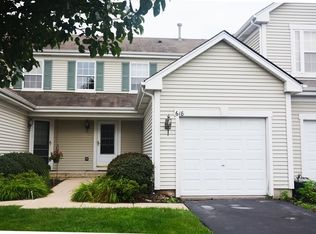 618 Prairie View Dr, Minooka, IL 60447