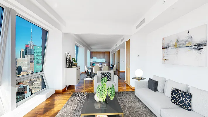 Sold by LEVEN Real Estate | media 18