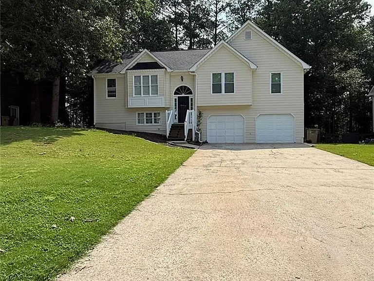 419 Etowah Valley Way — Photo 1