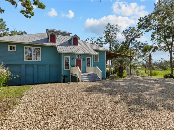 6136 SW 358th Hwy, Steinhatchee, FL 32359