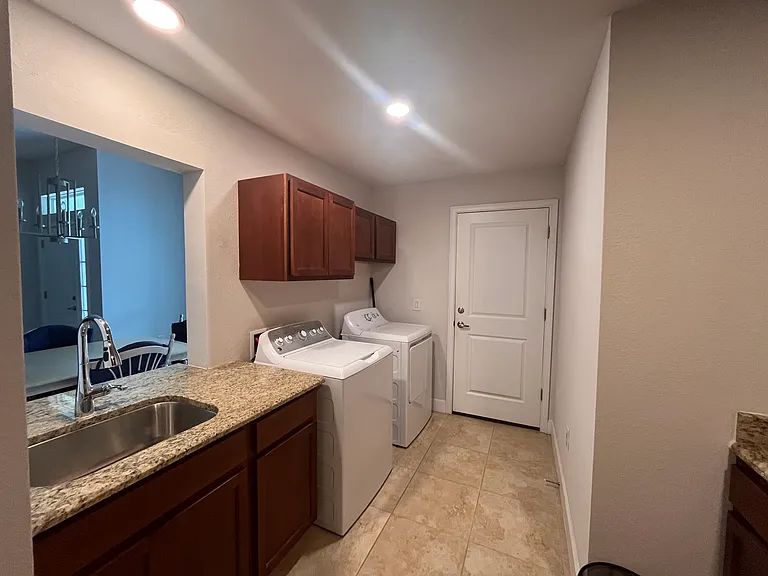 Laundry/ Bar sink