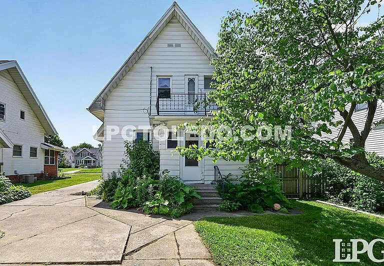 3822 Lockwood Ave — Photo 32