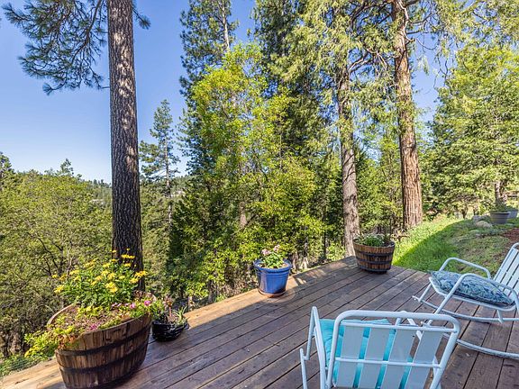 3rd image of 5015 Shooting Star Rd