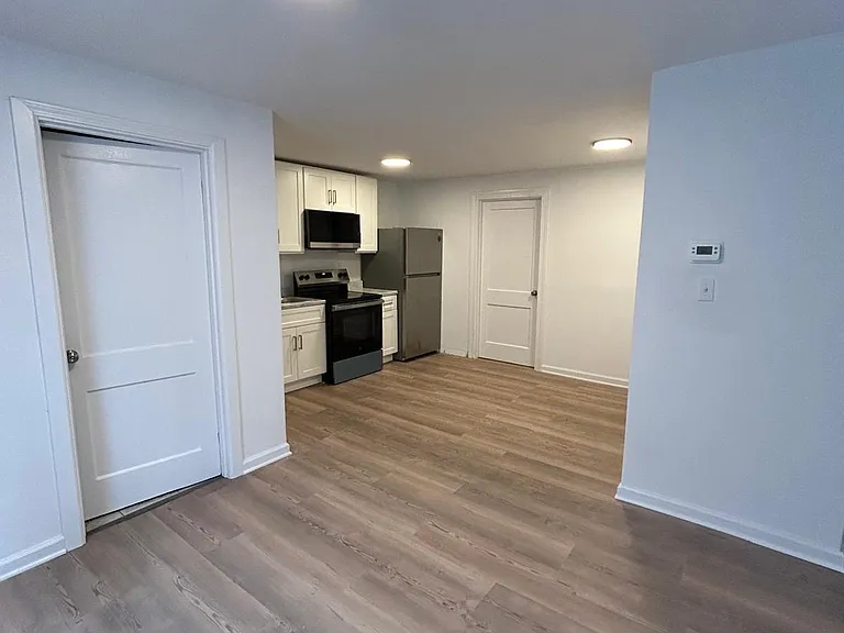 2916 Portland Ave #4 — Photo 2