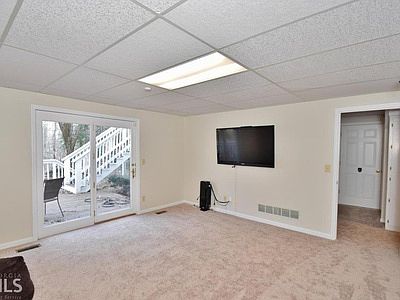 4th image of 1528 Enota Ave NE
