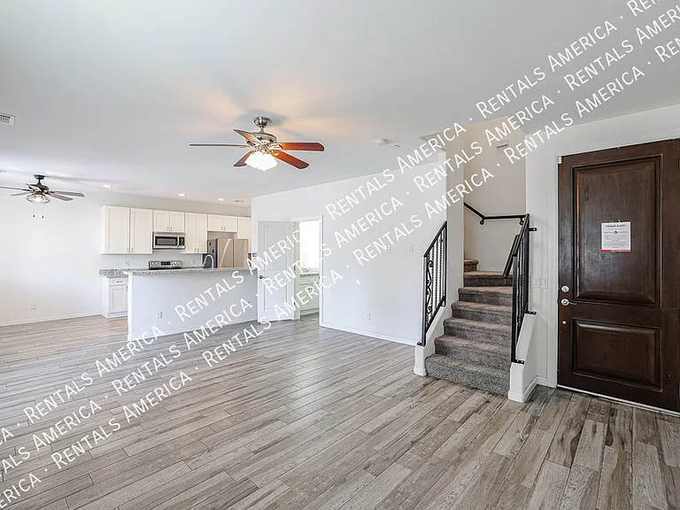 11862 N 79th Dr — Photo 7