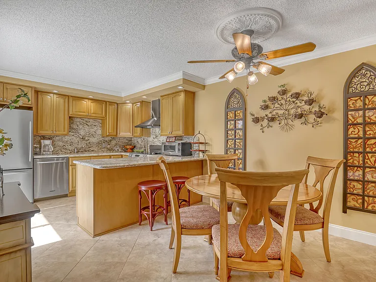 131 Ocean Cove Dr — Photo 7