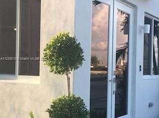6444 NW 103rd Pl, Doral, FL 33178
