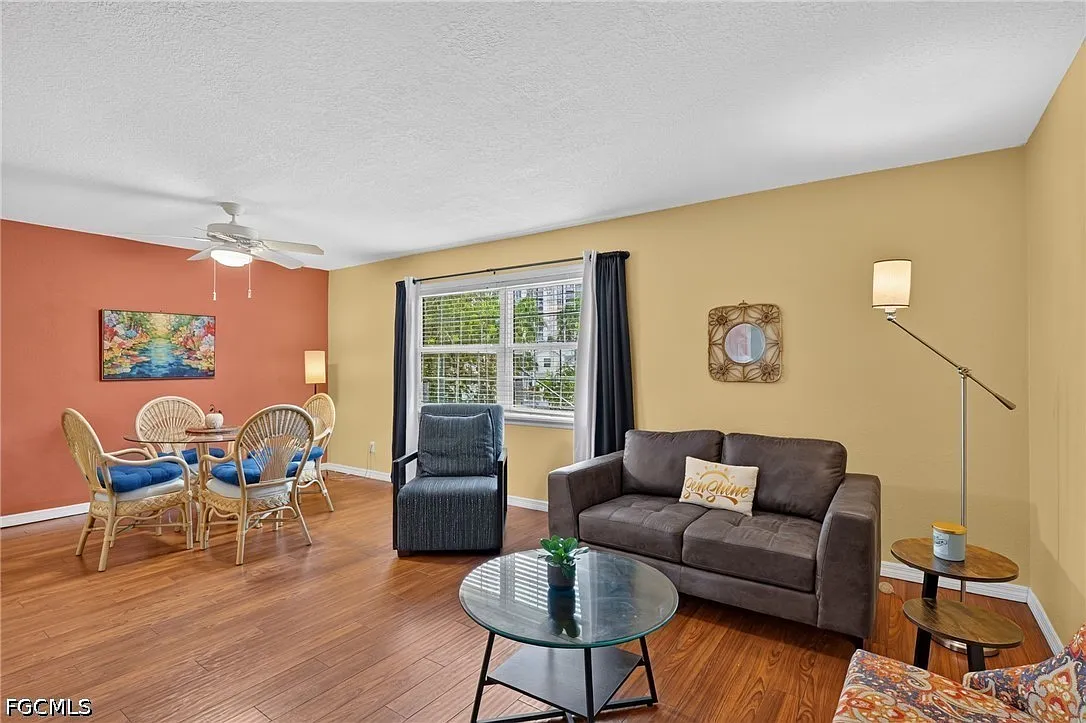 1 bed, 1.0 bath, 659 sqft, $1,249 — Photo 3