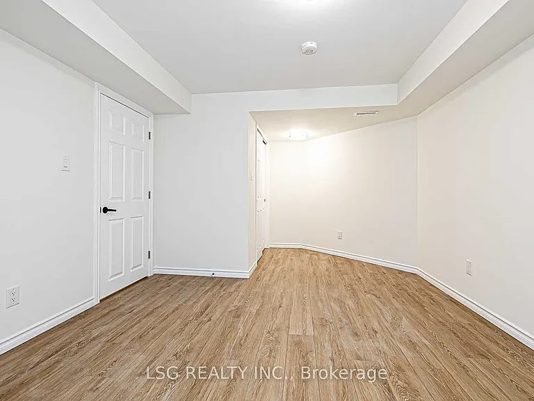 25 Briardale Pl — Photo 15