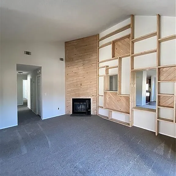 1502 Whispering Hls — Photo 4
