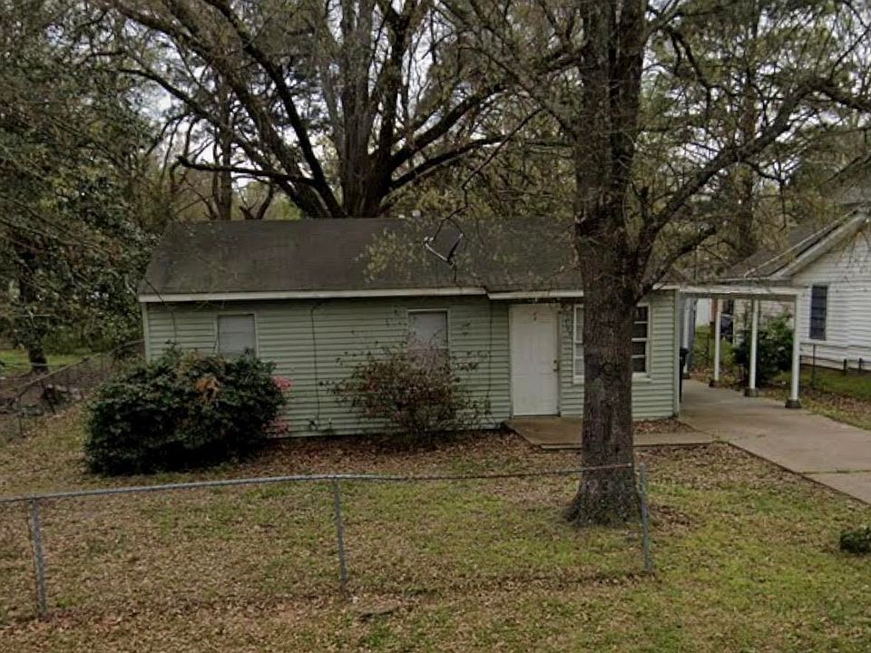 2nd image of 1500 S 10th St