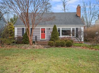 28318 W Oviatt Rd, Bay Village, OH 44140