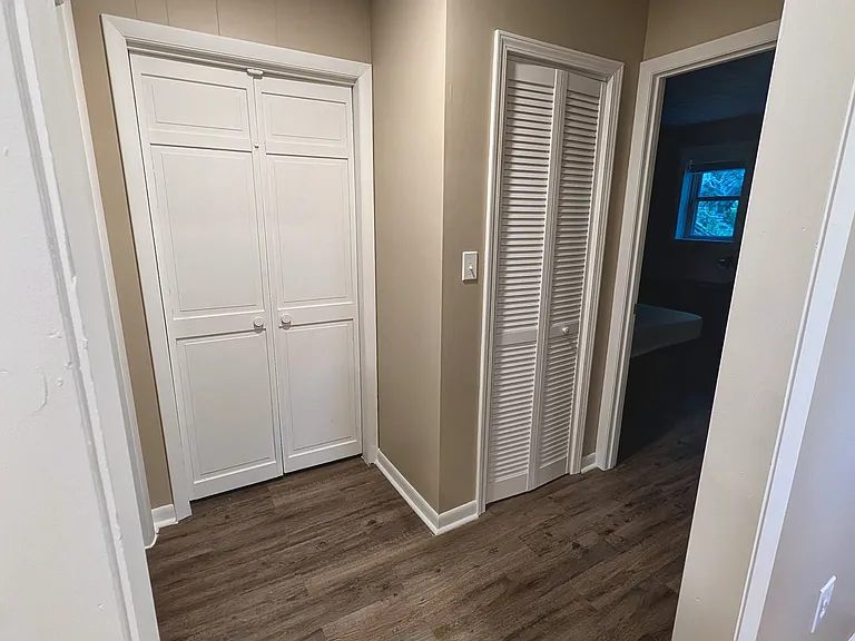 390 Eastview Dr #1 — Photo 9