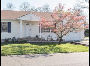 60 Chestnut St, Beachwood, NJ