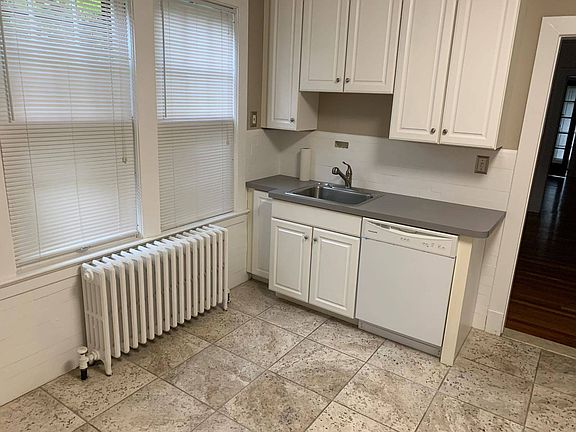5th image of 11 Elliott Pl