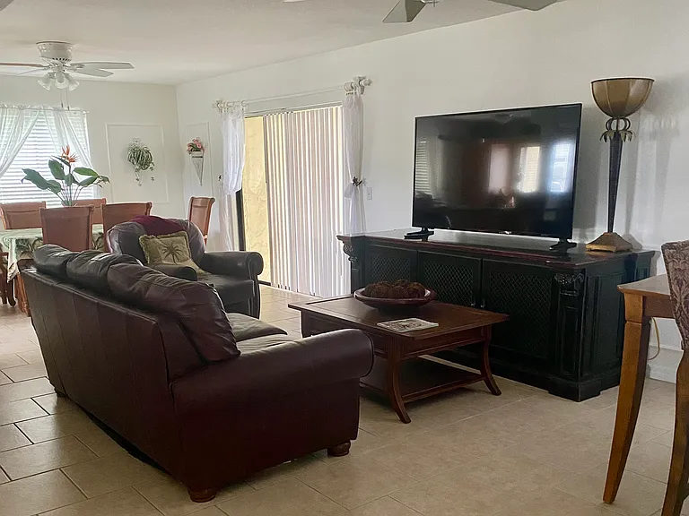 1781 Jamaica Way #A — Photo 5
