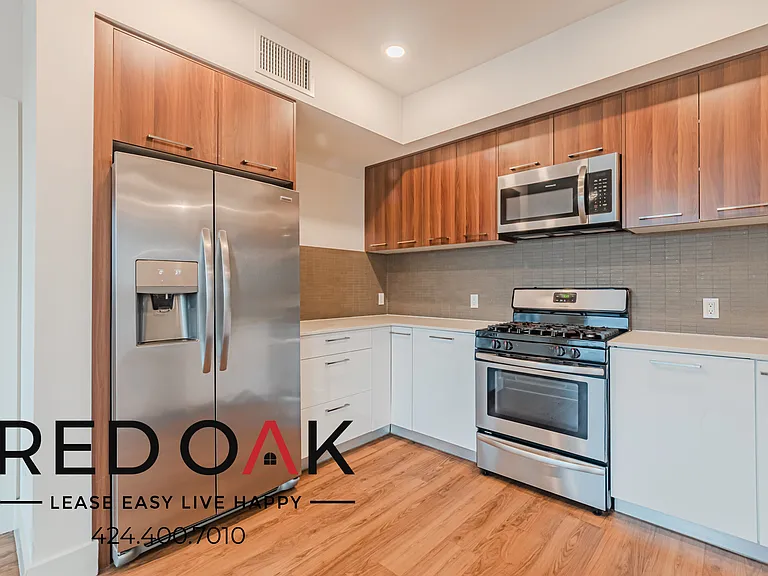5727 La Mirada Ave #309 — Photo 10