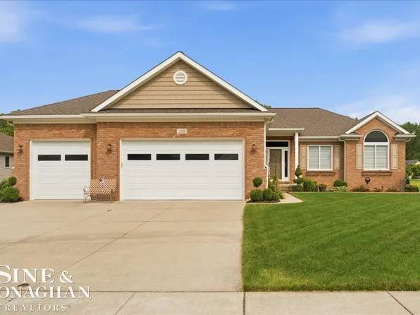 333 Hawks Nest Dr, East China, MI 48054
